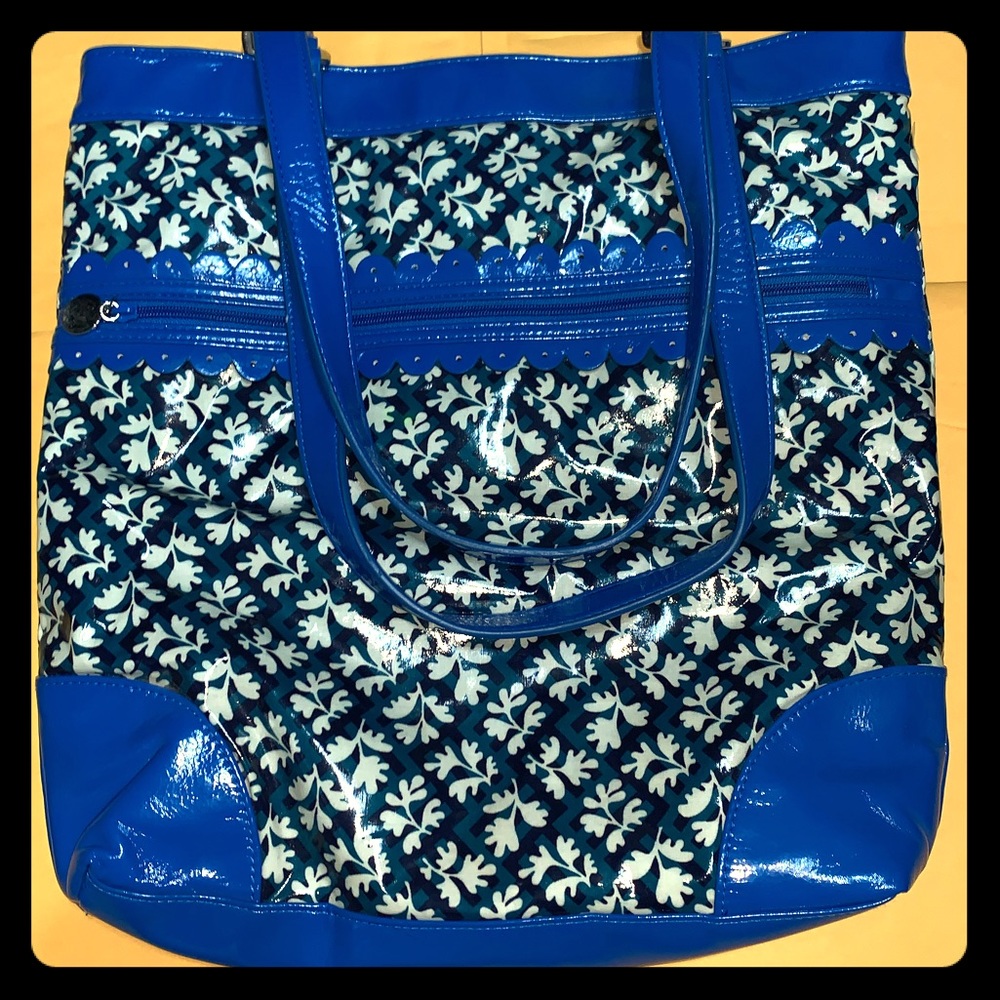 Vera Bradley Frill Everything Nice Totebag